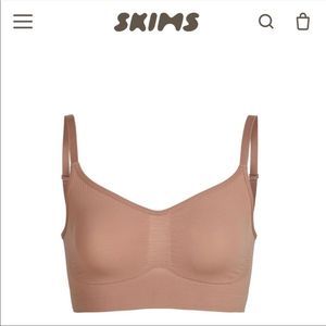SKIMS SCULPTING BRA NWOT